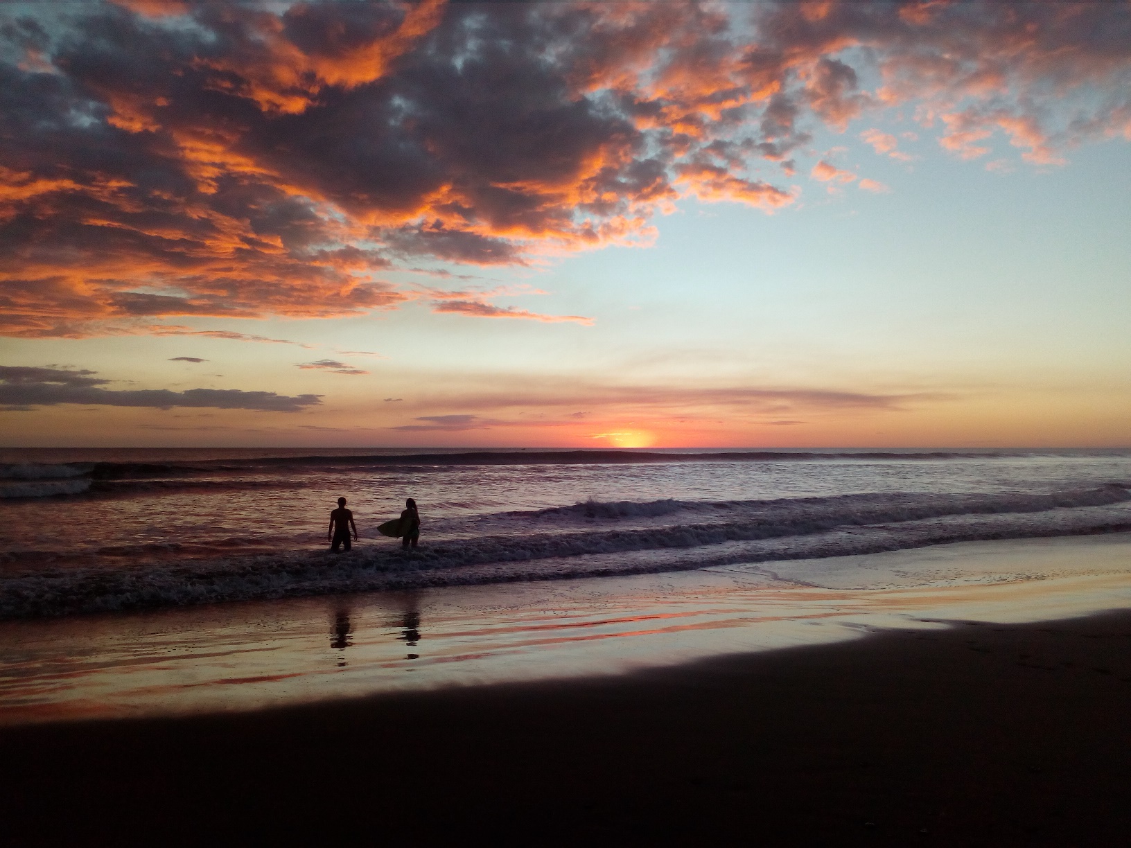 sunset at venecia beach